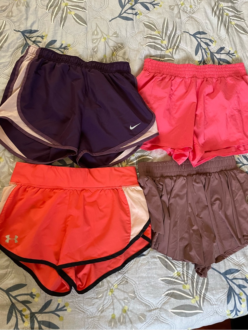 Women’s Athletic Short Lot